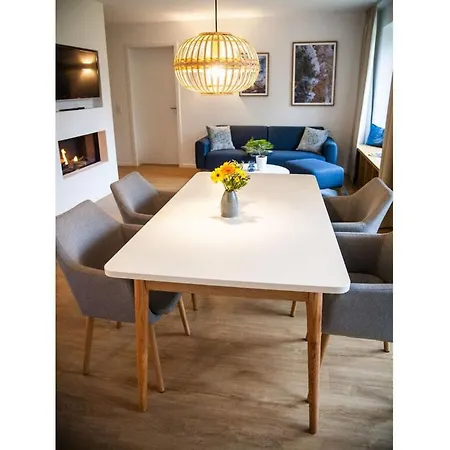 Large Haussee Modern Retreat Amtshof